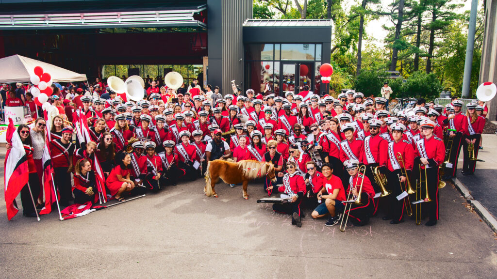 Minnie with the Big Red Band