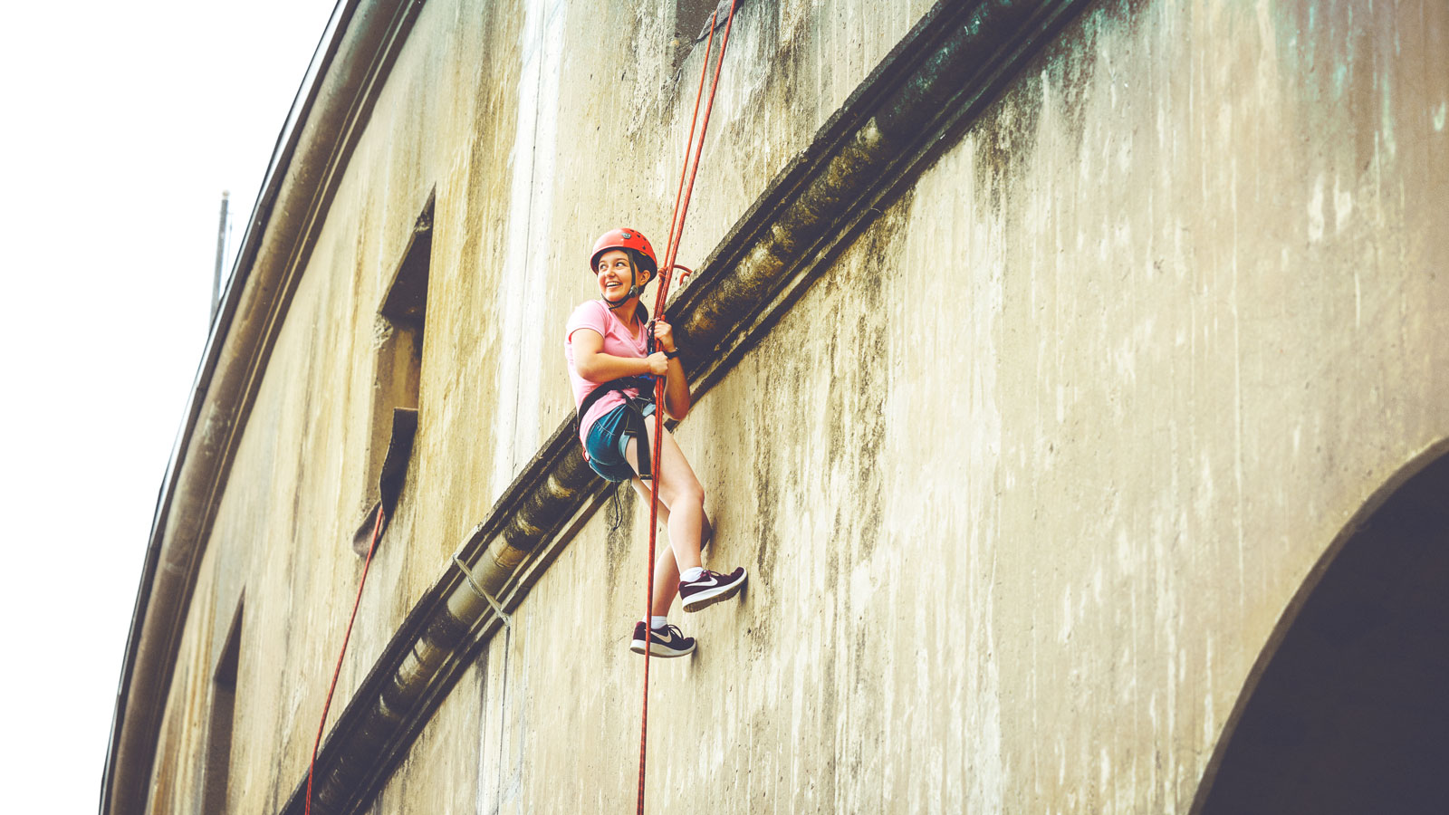 Rappelling down the outside wall of Schoellkopf Crescent is part of COE’s basic rock climbing curriculum—and a popular activity during Reunion and Cornell Days