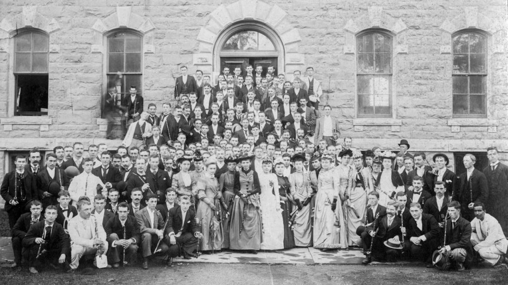 A group photo of Cornelll's Class of 1890