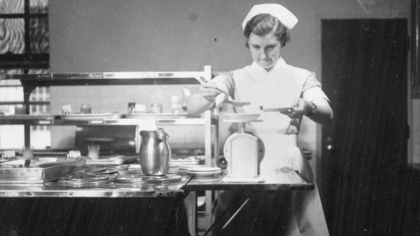 Working in the diet therapy laboratory, 1937
