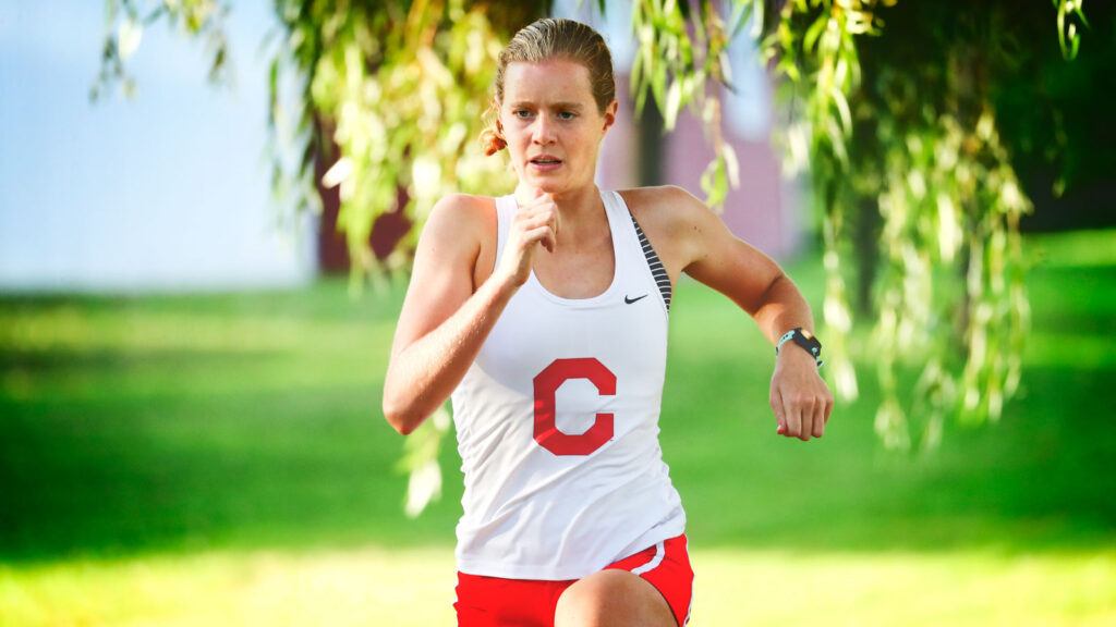 Taylor Knibb runs cross country at Cornell in 2019
