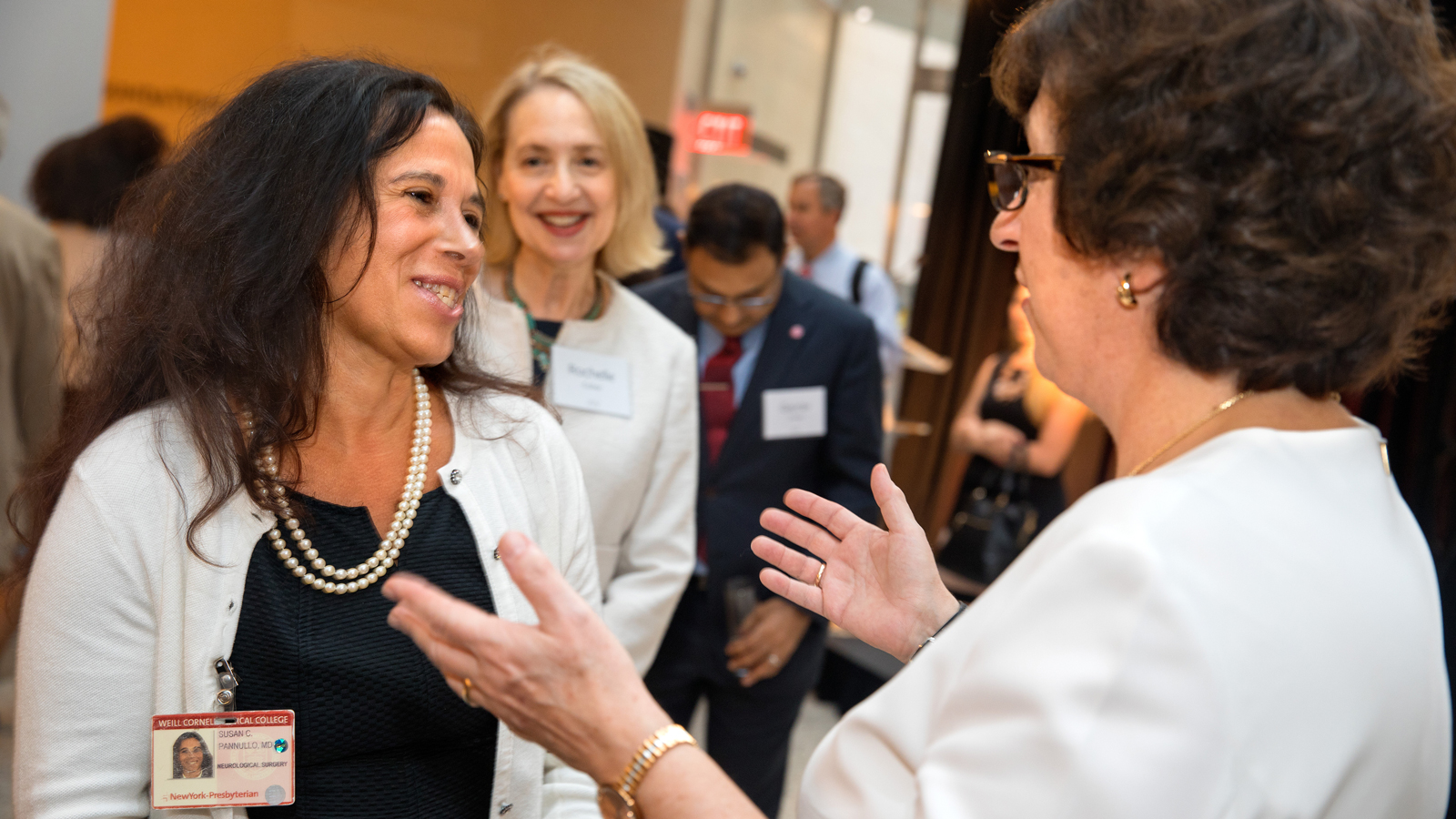 Chatting with Susan Pannullo ’83, MD ’87, at her 2017 Inauguration reception at Weill Cornell Medicine.