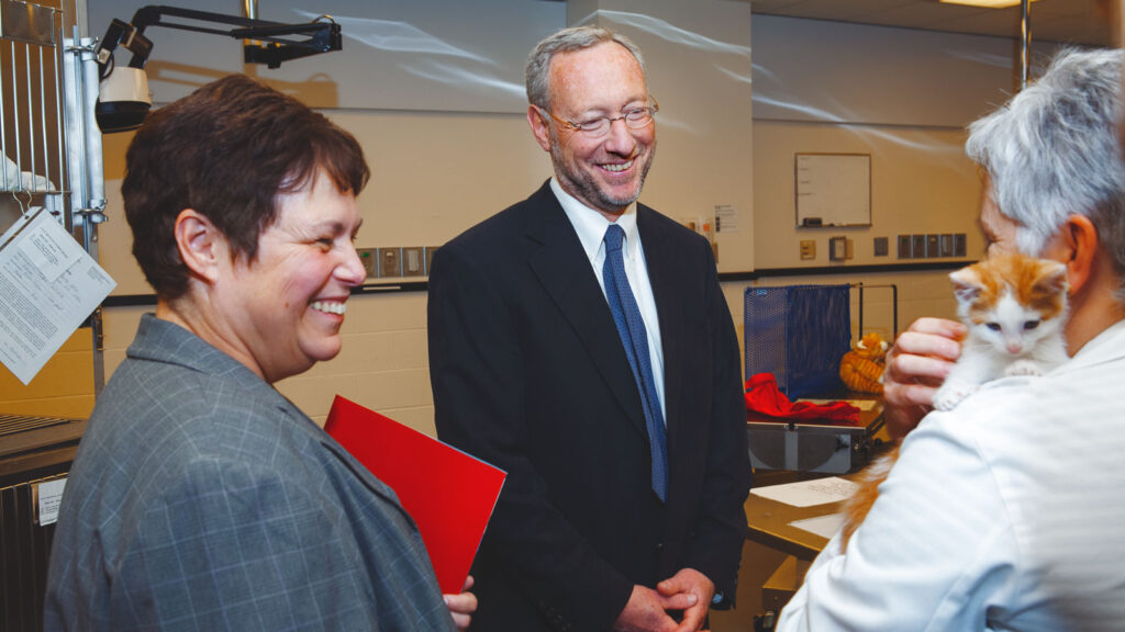 Mike Kotlikoff, then dean of the College of Veterinary Medicine, accompanies Risa Palm, then SUNY provost, on a tour of veterinary college facilities in 2007