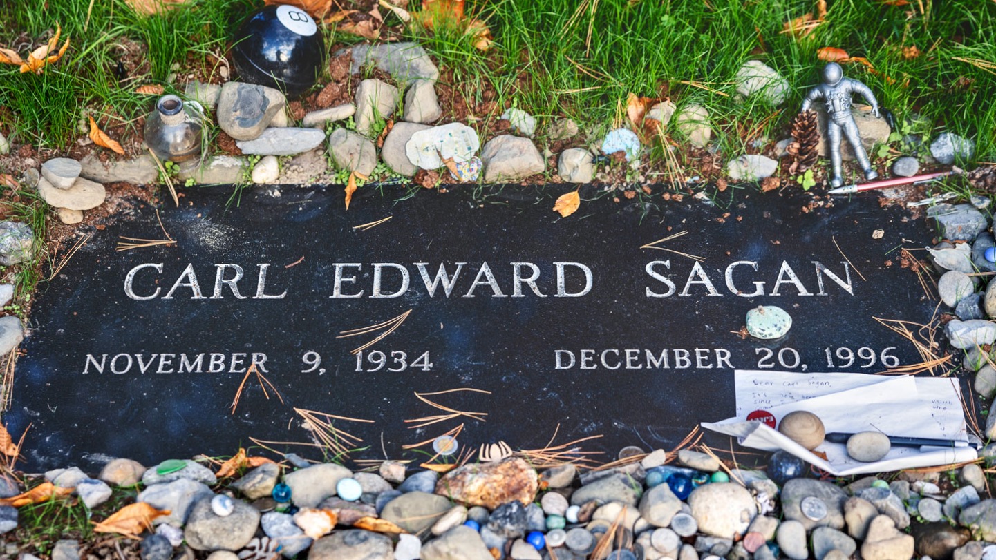Carl Sagan's grave in Ithaca's Lake View cemetery