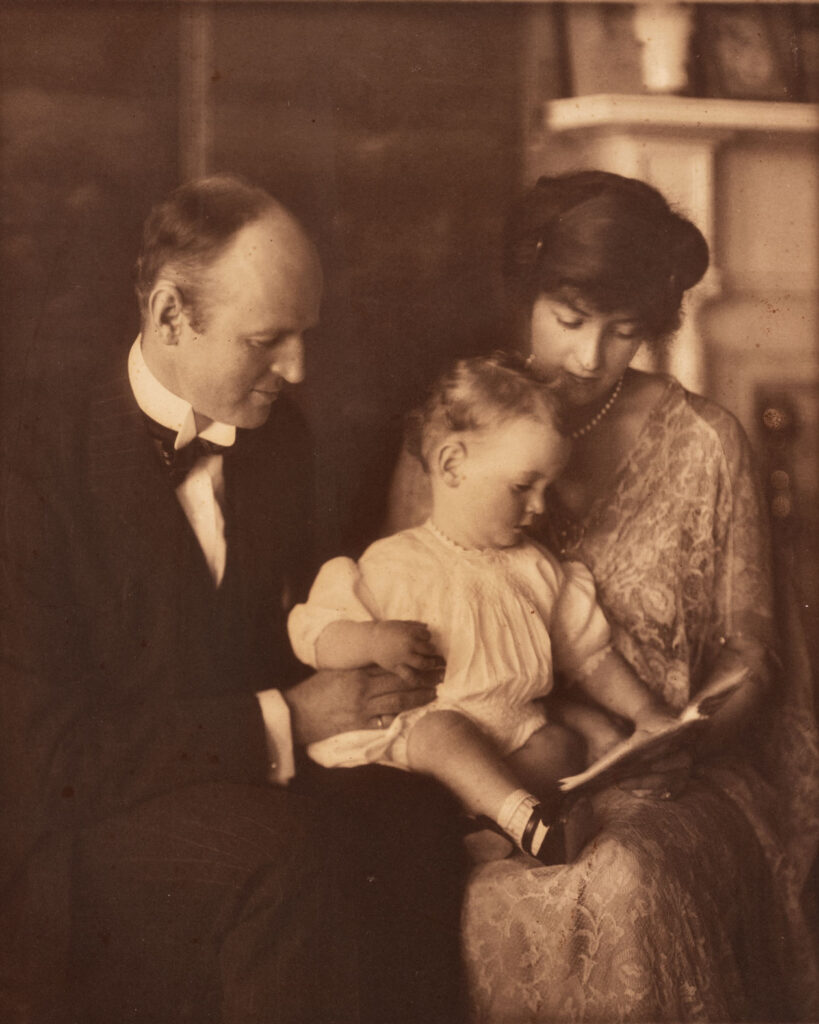 Willard Straight and Dorothy Whitney Straight with their first child, Whitney