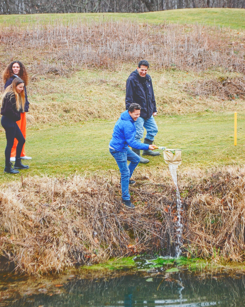Hamidullah Nikzad and classmate doing field work in the Botanic Garden