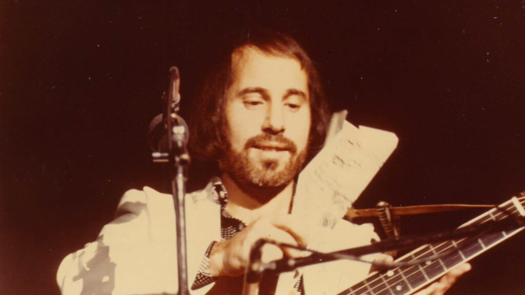 Paul Simon performs at Cornell’s Barton Hall in October 1973
