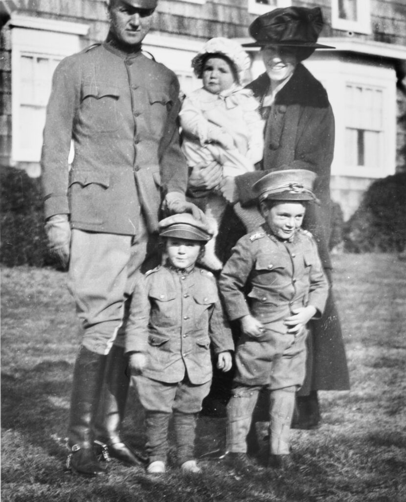 The Straight family in Westbury, Long Island in 1917: Willard, Dorothy, and children Whitney, Michael, and baby Beatrice