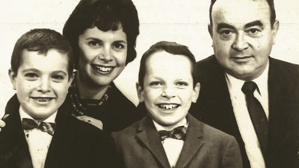 Drew Nieporent as a child with his parents and brother