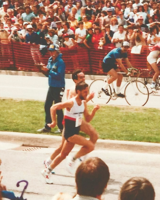 Pete Pfitzinger nearing the finish at the 1984 Olympic trials marathon