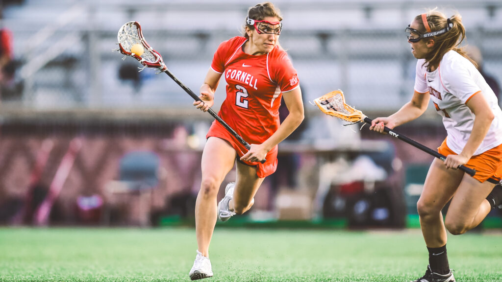 Lindsay Toppe ’15 playing Women’s Lacrosse