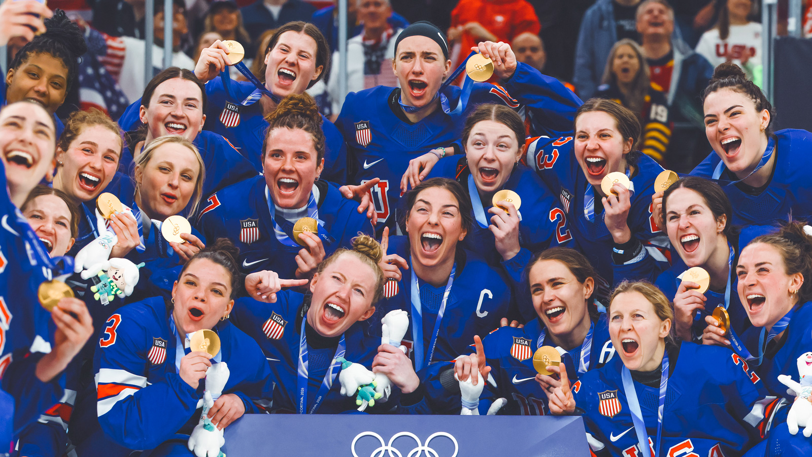 MILAN, ITALY - FEBRUARY 19: Gold medalist Team United States pose after the medal ceremony for the Ice Hockey Women following the Women's Gold Medal match between the United States and Canada on day 13 of the Milano Cortina 2026 Winter Olympic games at Milano Santagiulia Ice Hockey Arena on February 19, 2026 in Milan, Italy. (Photo by Bruce Bennett/Getty Images)