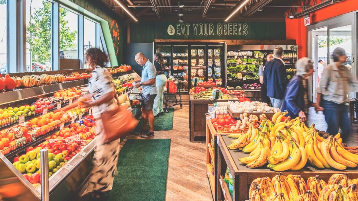 Alum’s Black-Owned Grocery Thrives in a Former Chicago Food Desert