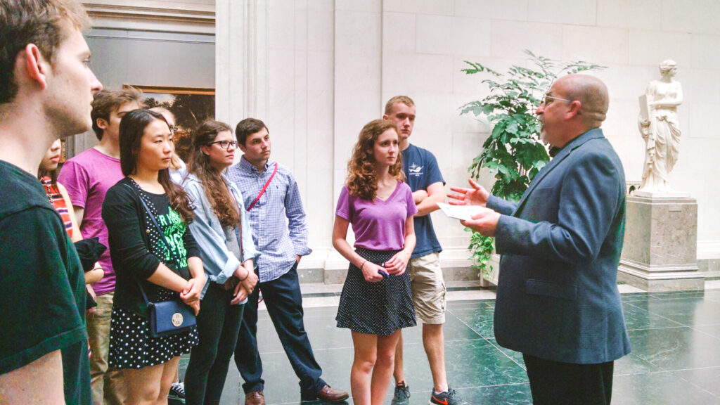 students in the Cornell in Washington program visit the National Gallery of Art in 2015