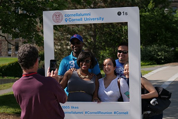 Young alumni on Ho Plaza