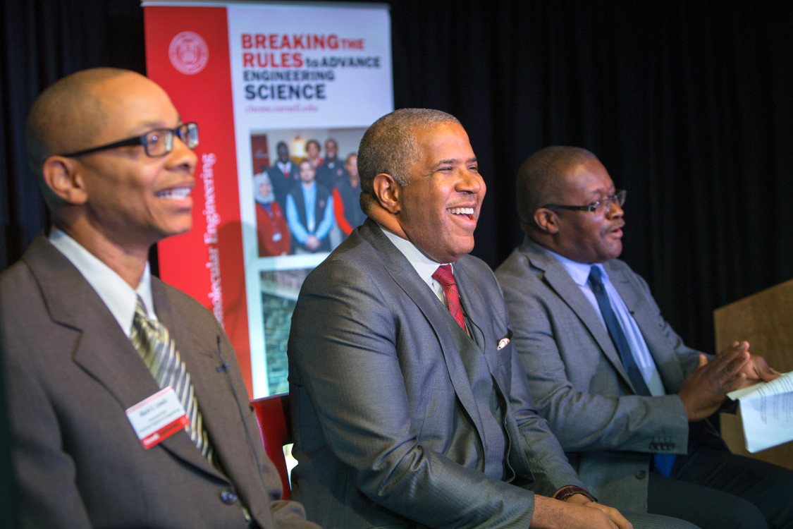 Robert Smith '85 at the 2016 Dedication of the Smith School of Chemical and Biomolecular Engineering (CBE).