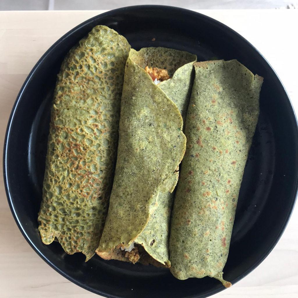 Spinach, arugula crepe with tofu and feta cheese