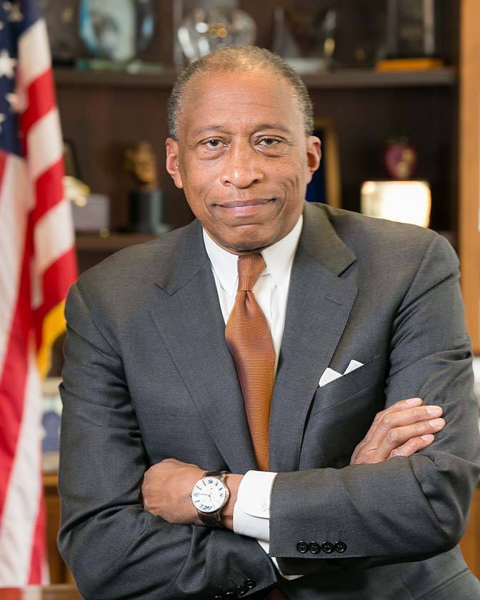 Volunteer Spotlight Zachary Carter ’72 Alumni, parents, and friends