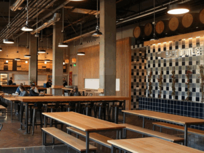Customers at Barebottle Brew Co.